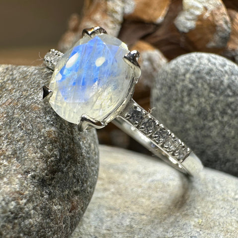 Load image into Gallery viewer, Emiliana Moonstone Promise Ring
