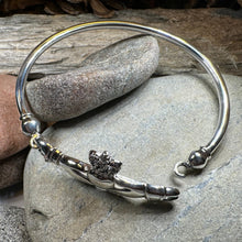 Load image into Gallery viewer, Ballisodare Claddagh Bracelet

