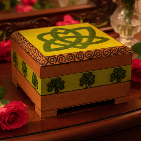Celtic Love Knot Knot Keepsake Box - Handmade Wooden Box