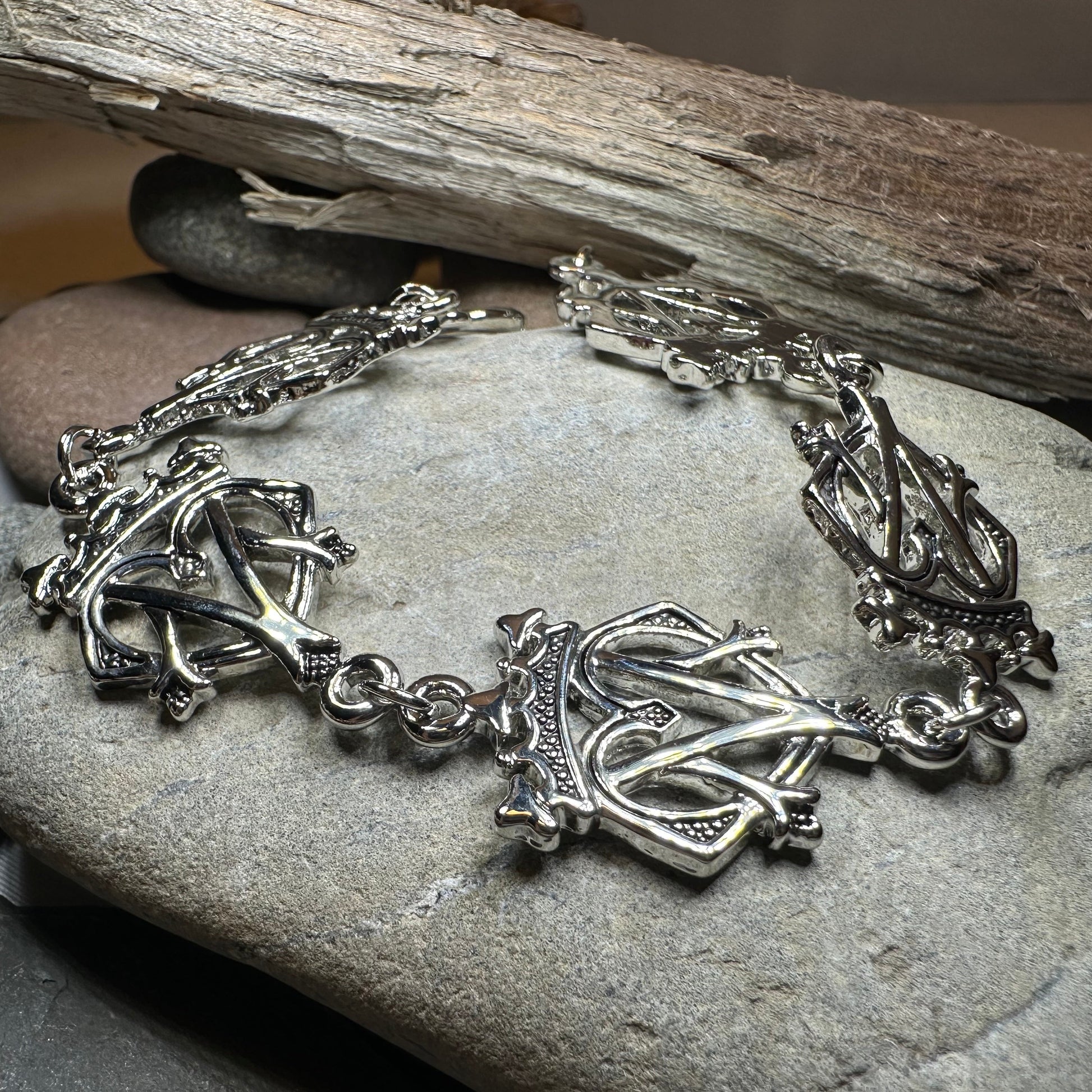Luckenbooth Bracelet — view 9