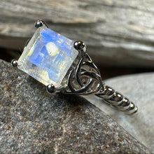 Load image into Gallery viewer, Keagan Moonstone Ring
