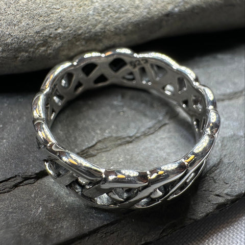 Load image into Gallery viewer, Promise Celtic Knot Ring in Sterling Silver
