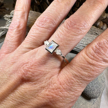 Load image into Gallery viewer, Anja Moonstone Ring
