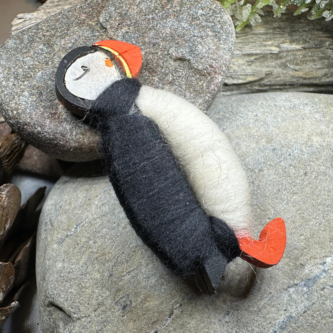 Scottish Puffin Scatter Pin