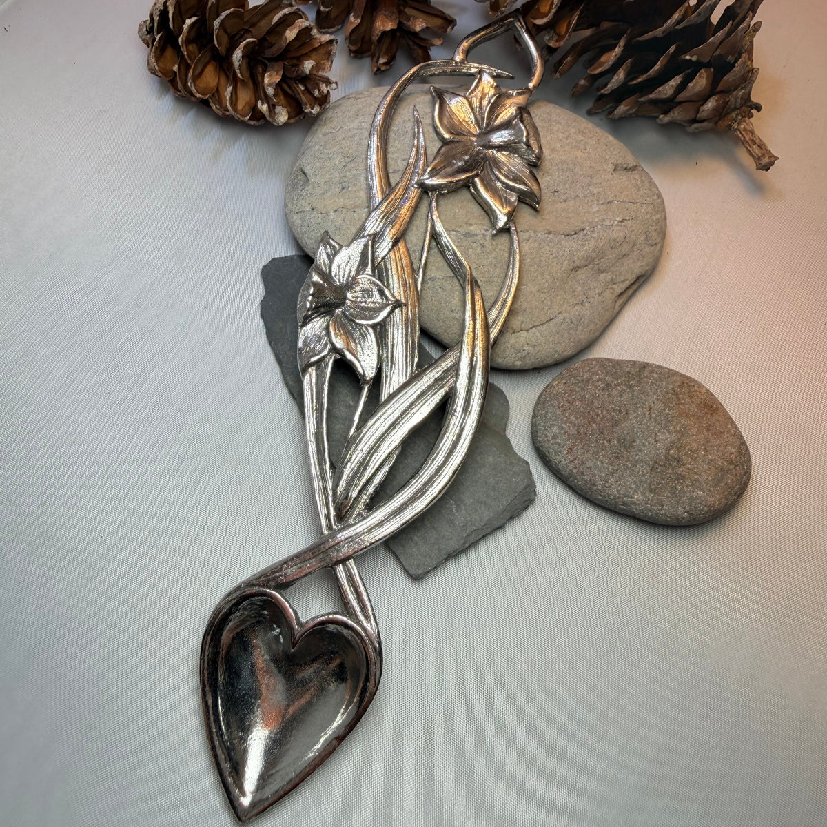 Traditional Welsh Daffodil Love Spoon in Pewter
