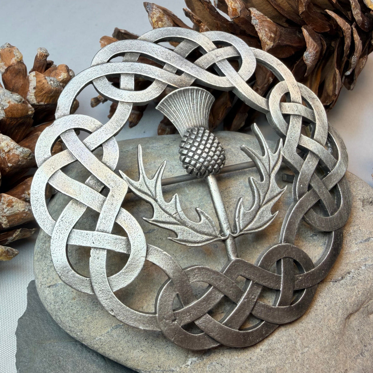 Classic Thistle & Celtic Knot Tartan Pin - Handmade in Scotland