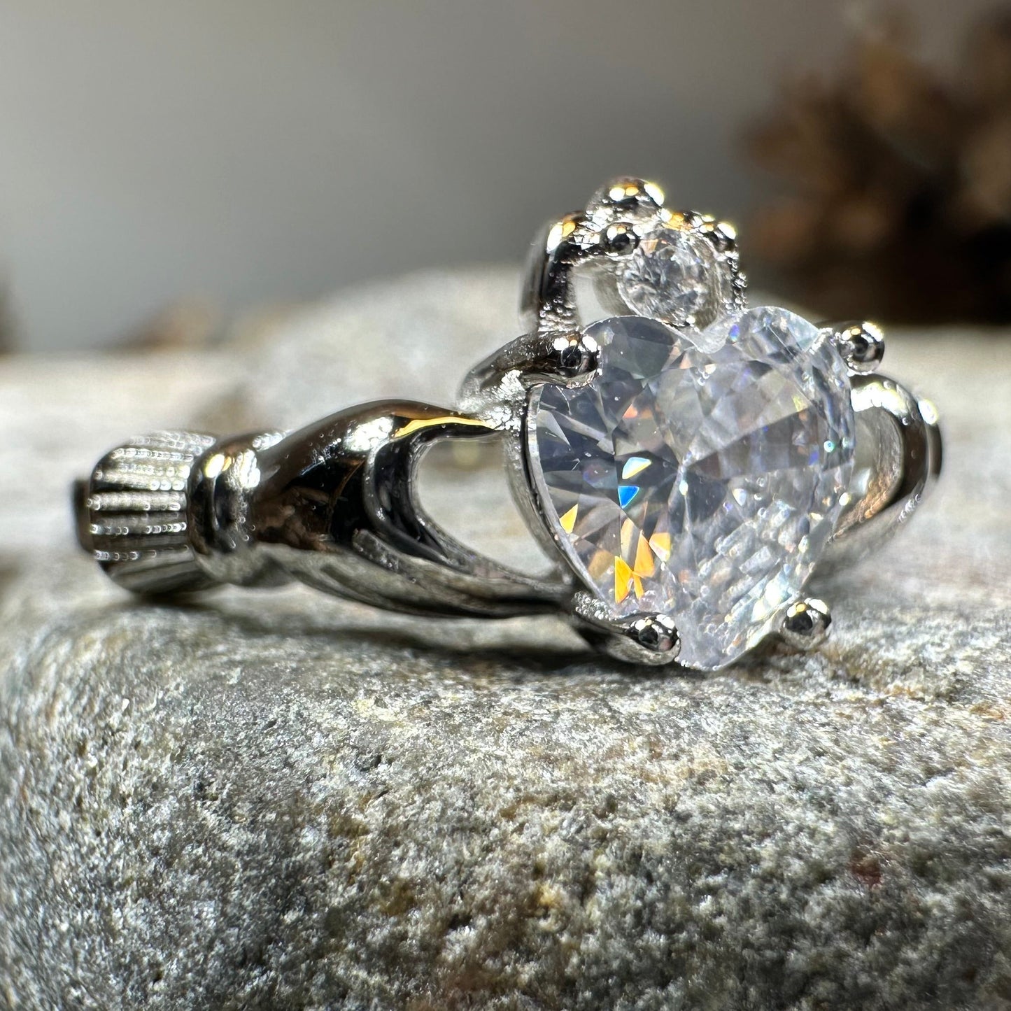 Clare Claddagh Ring — view 9