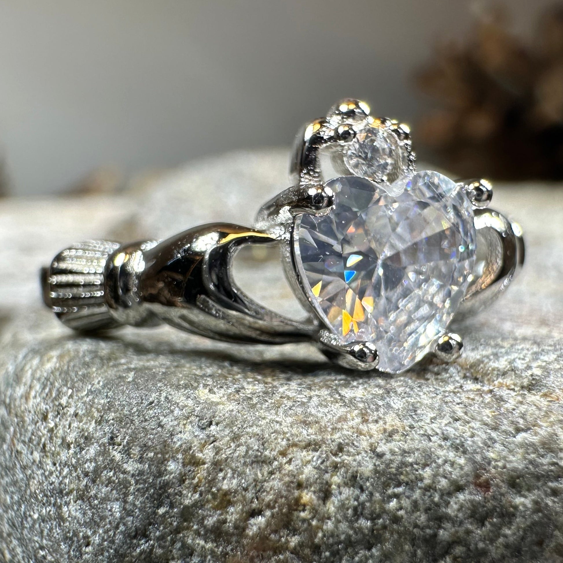 Clare Claddagh Ring — view 9