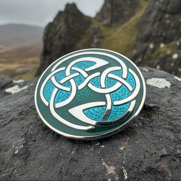 Celtic Winds Celtic Knot Brooch in silver
