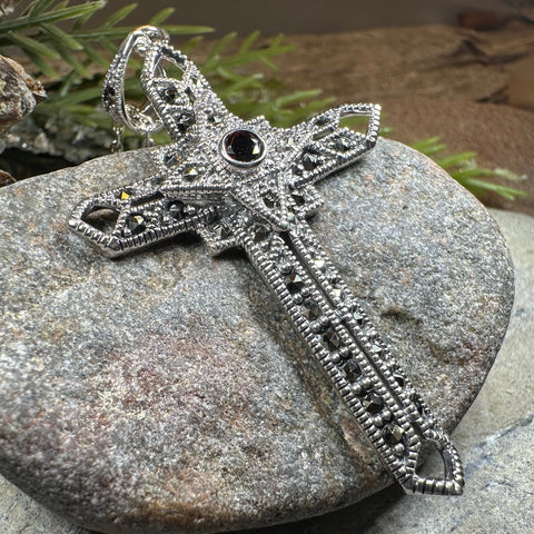 Load image into Gallery viewer, Wyn Celtic Cross Necklace
