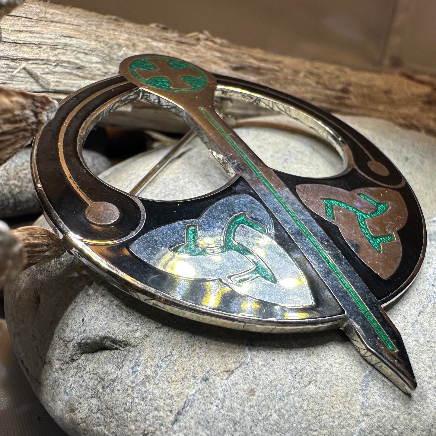 Enamel Celtic Trinity Knot Tara Brooch — view 5
