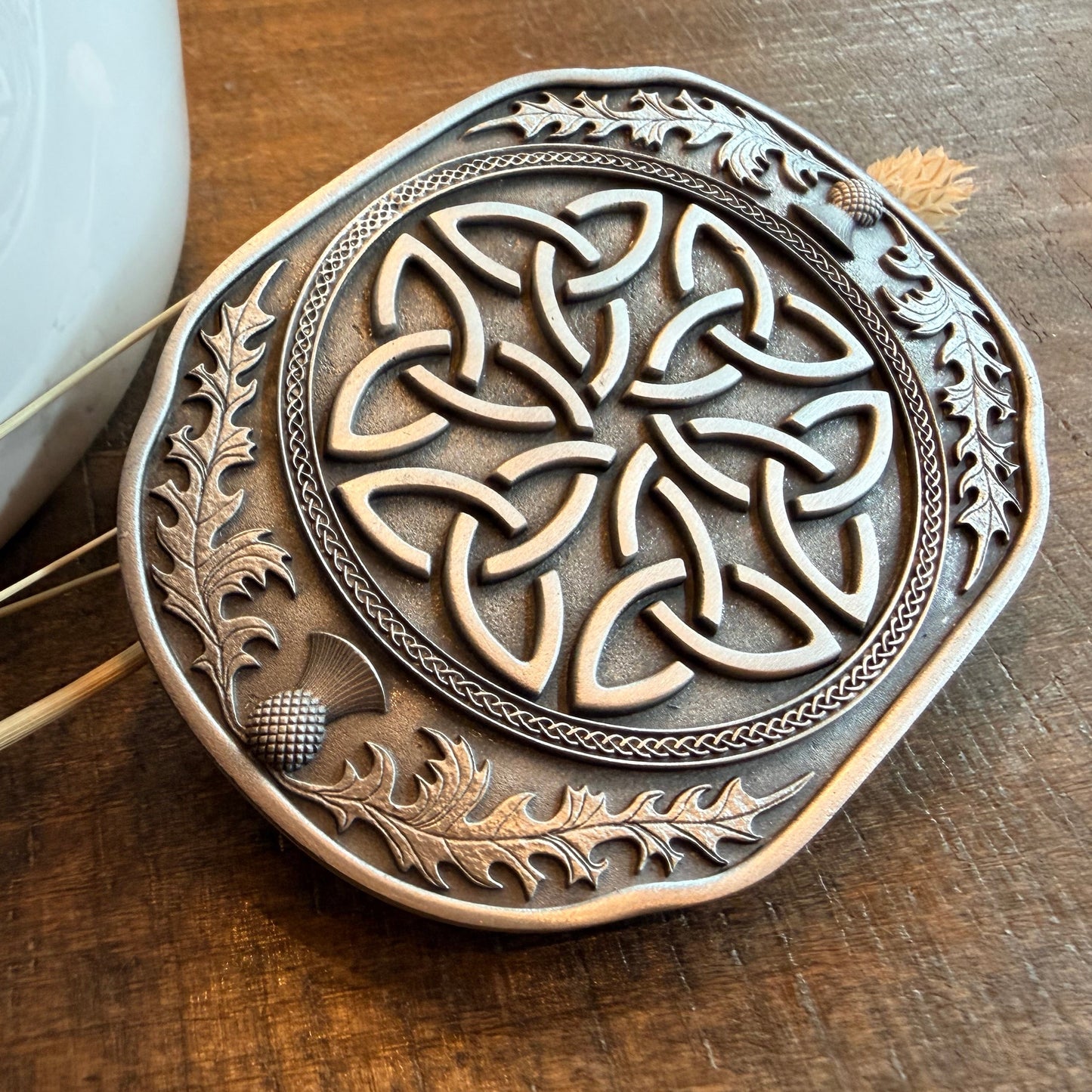 Celtic Knot & Thistle Kilt Belt Buckle - Handmade in Scotland