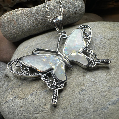 Load image into Gallery viewer, Adeliza Butterfly Necklace
