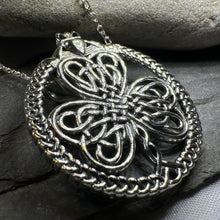 Load image into Gallery viewer, Sylvania Shamrock Necklace
