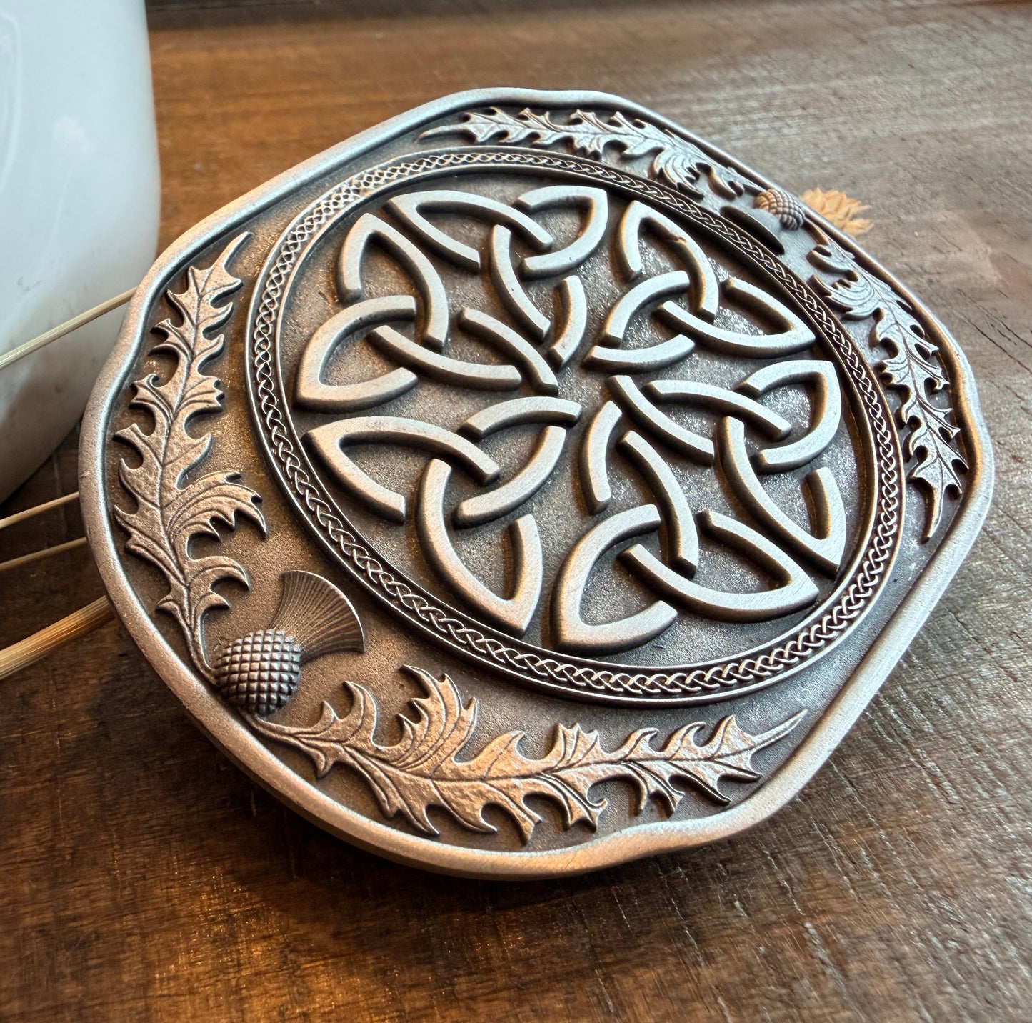 Celtic Knot & Thistle Kilt Belt Buckle - Handmade in Scotland