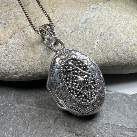 Load image into Gallery viewer, Florent Classic Oval Marcasite Locket Necklace
