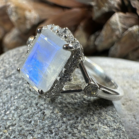 Load image into Gallery viewer, Tianna Moonstone Ring
