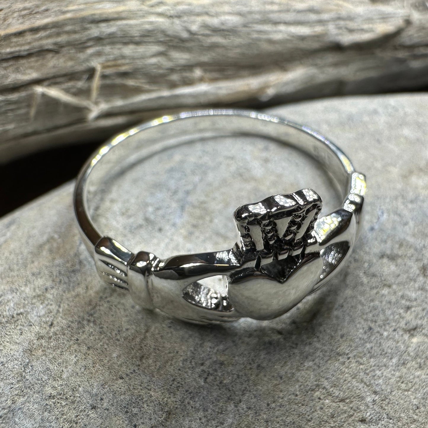 Vow Irish Claddagh Ring — view 12