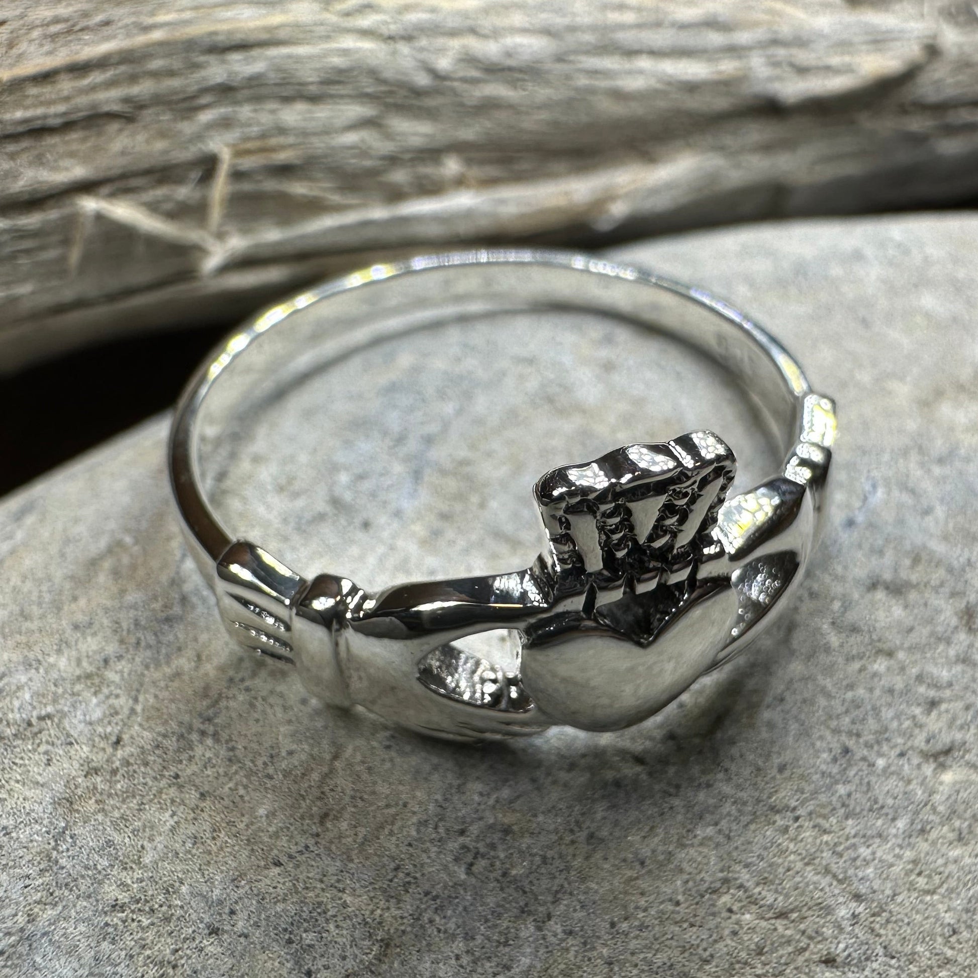 Vow Irish Claddagh Ring — view 12
