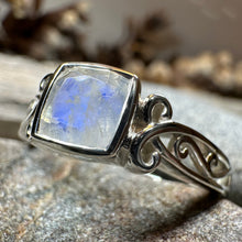 Load image into Gallery viewer, Coriena Moonstone Ring
