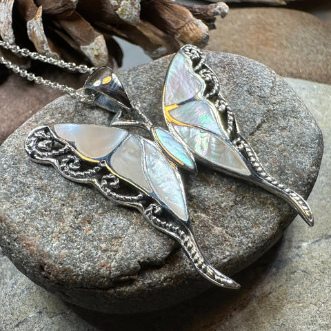 Load image into Gallery viewer, Whitney Butterfly Necklace
