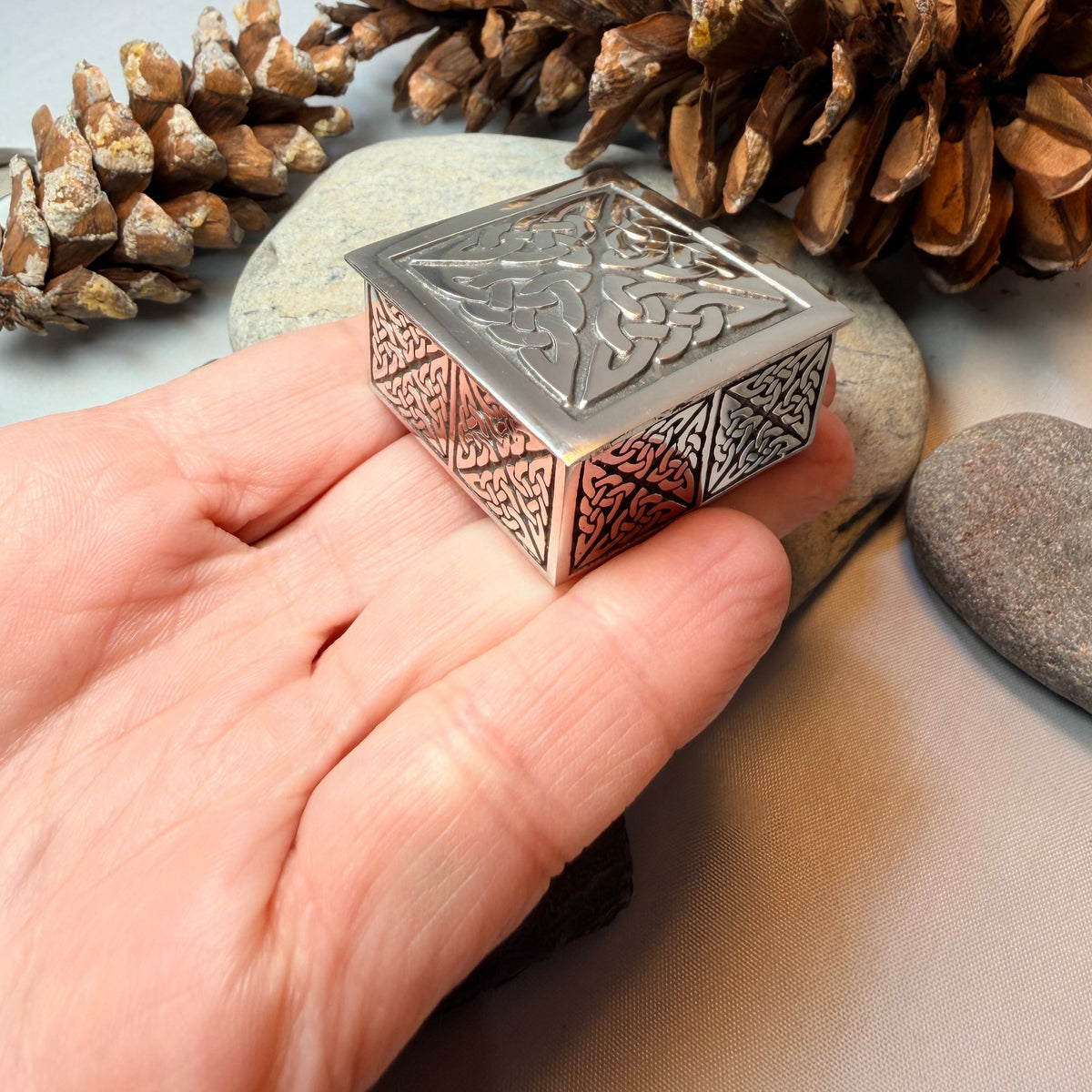 Small Celtic Four Knot Trinket Box - Handmade in Pewter