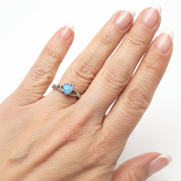 Glynnis Claddagh Ring — view 9