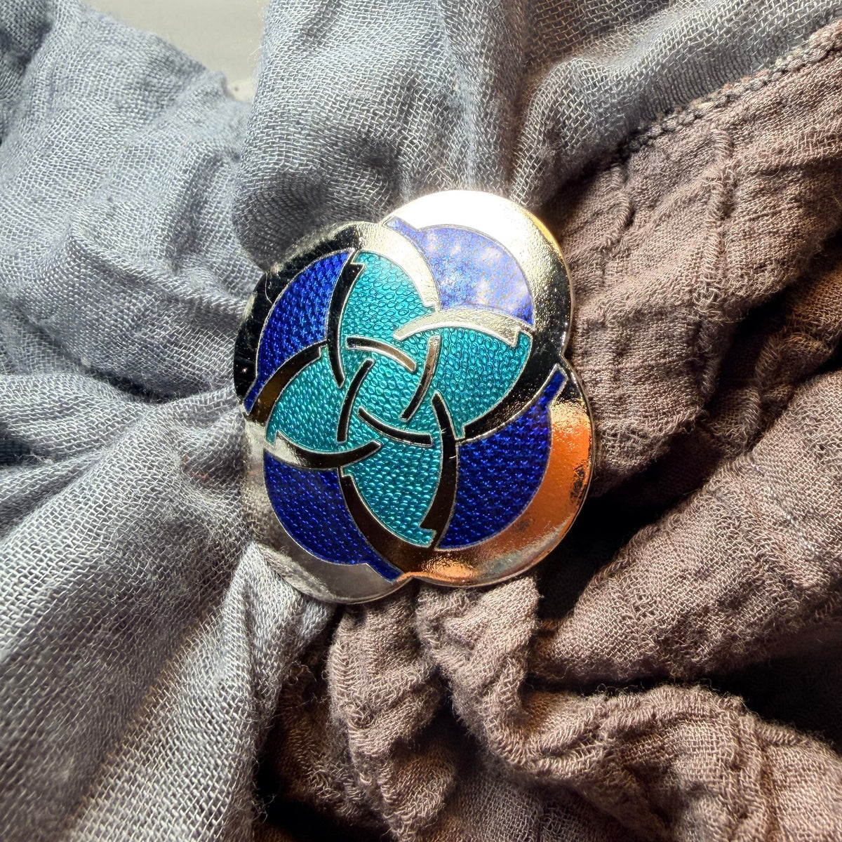 Enamel Celtic Dara Knot Scarf Ring