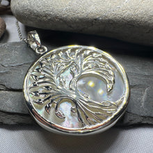 Load image into Gallery viewer, Arianrhod Tree of Life Shell Necklace
