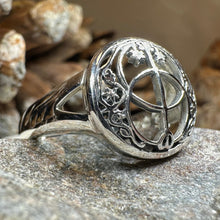 Load image into Gallery viewer, Chalice Well Ring
