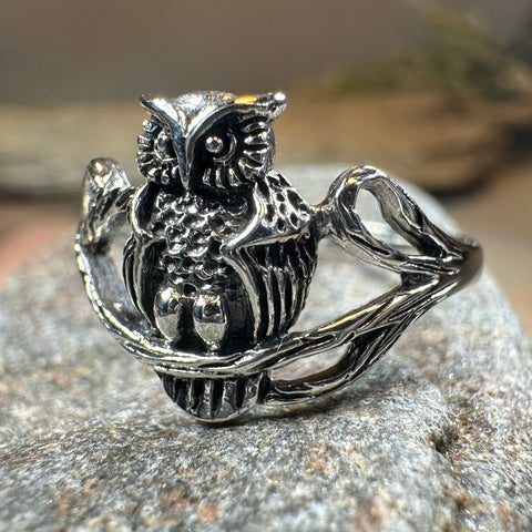 Load image into Gallery viewer, Hollie Owl Ring in Sterling Silver
