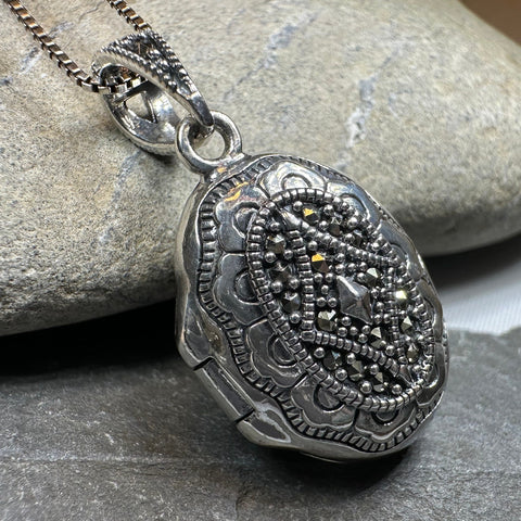 Load image into Gallery viewer, Florent Classic Oval Marcasite Locket Necklace
