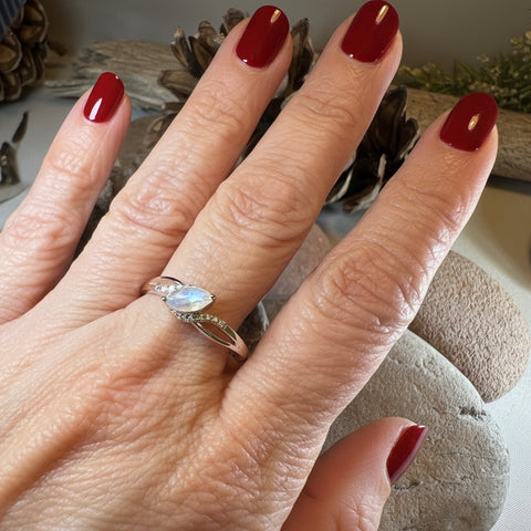 Load image into Gallery viewer, Winter Ice Moonstone Ring

