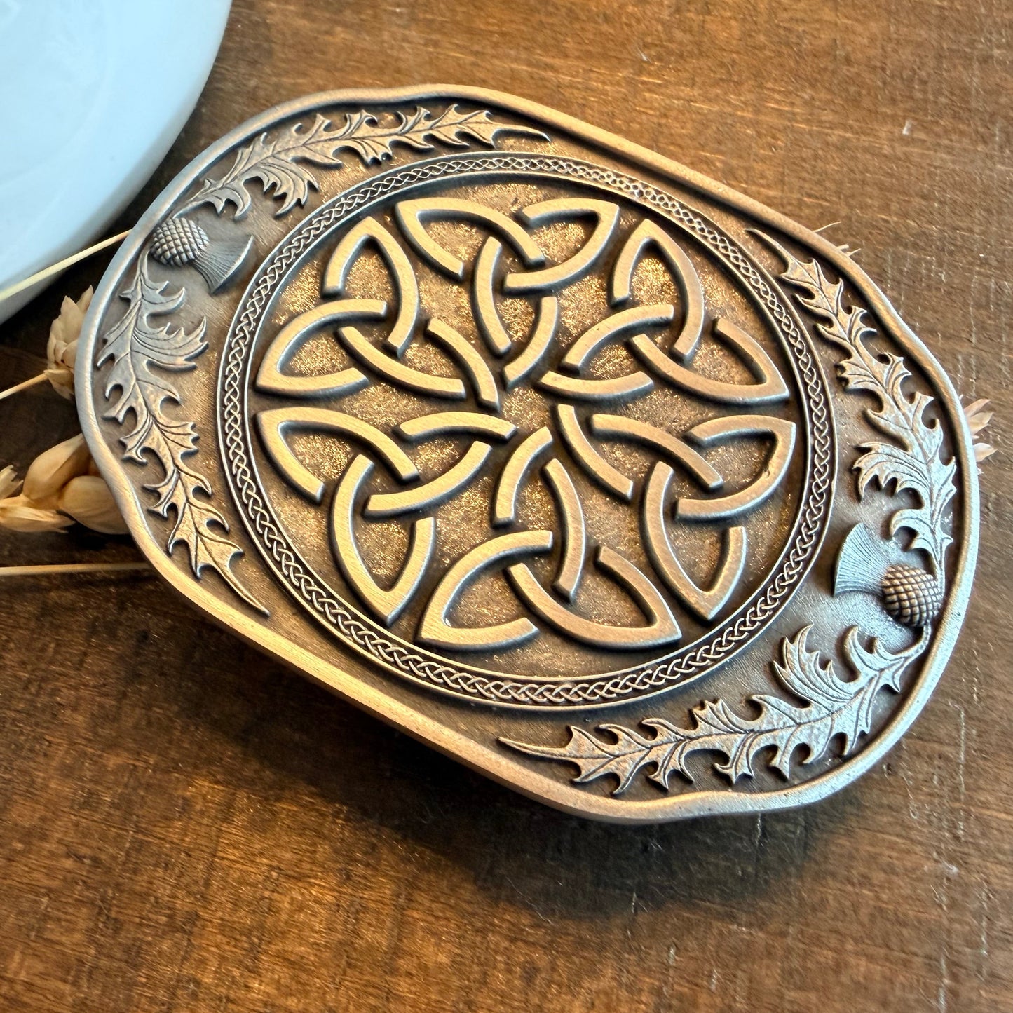 Celtic Knot & Thistle Kilt Belt Buckle - Handmade in Scotland
