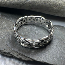 Load image into Gallery viewer, Classic Simplicity Celtic Knot Ring
