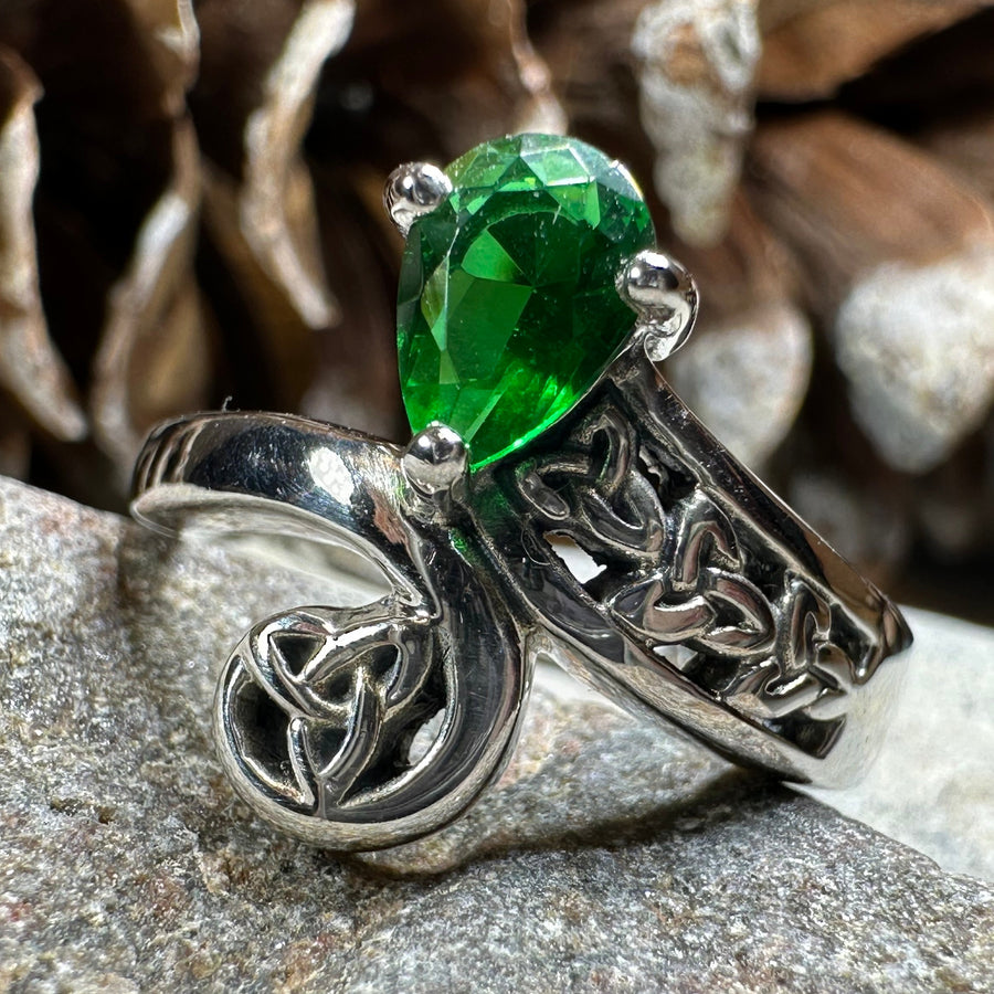 Emerald Dream Trinity Knot Ring in Sterling Silver