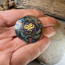 Load image into Gallery viewer, Celtic Birds Enamel Brooch
