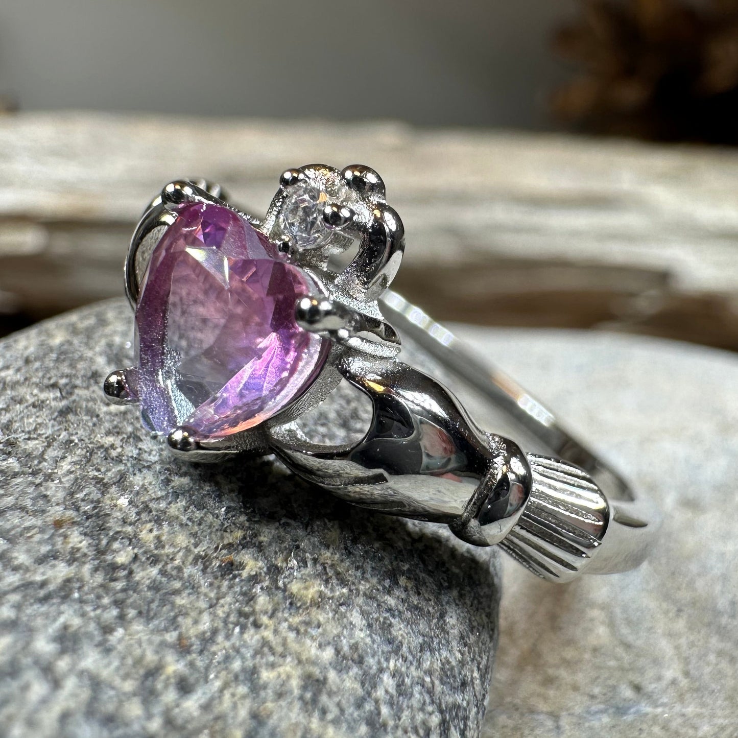 Ombre Claddagh Ring — view 4