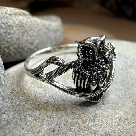 Load image into Gallery viewer, Hollie Owl Ring in Sterling Silver
