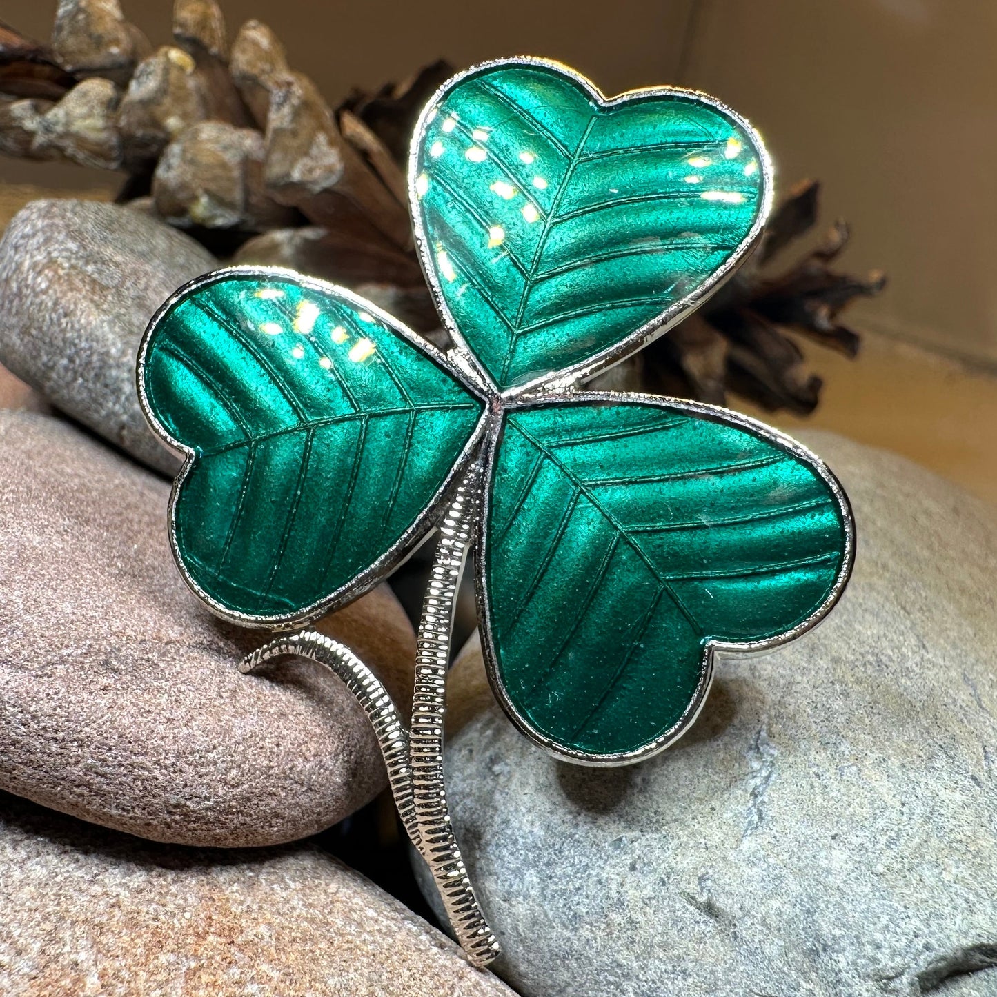 Enamel Green Irish Shamrock Scarf Ring