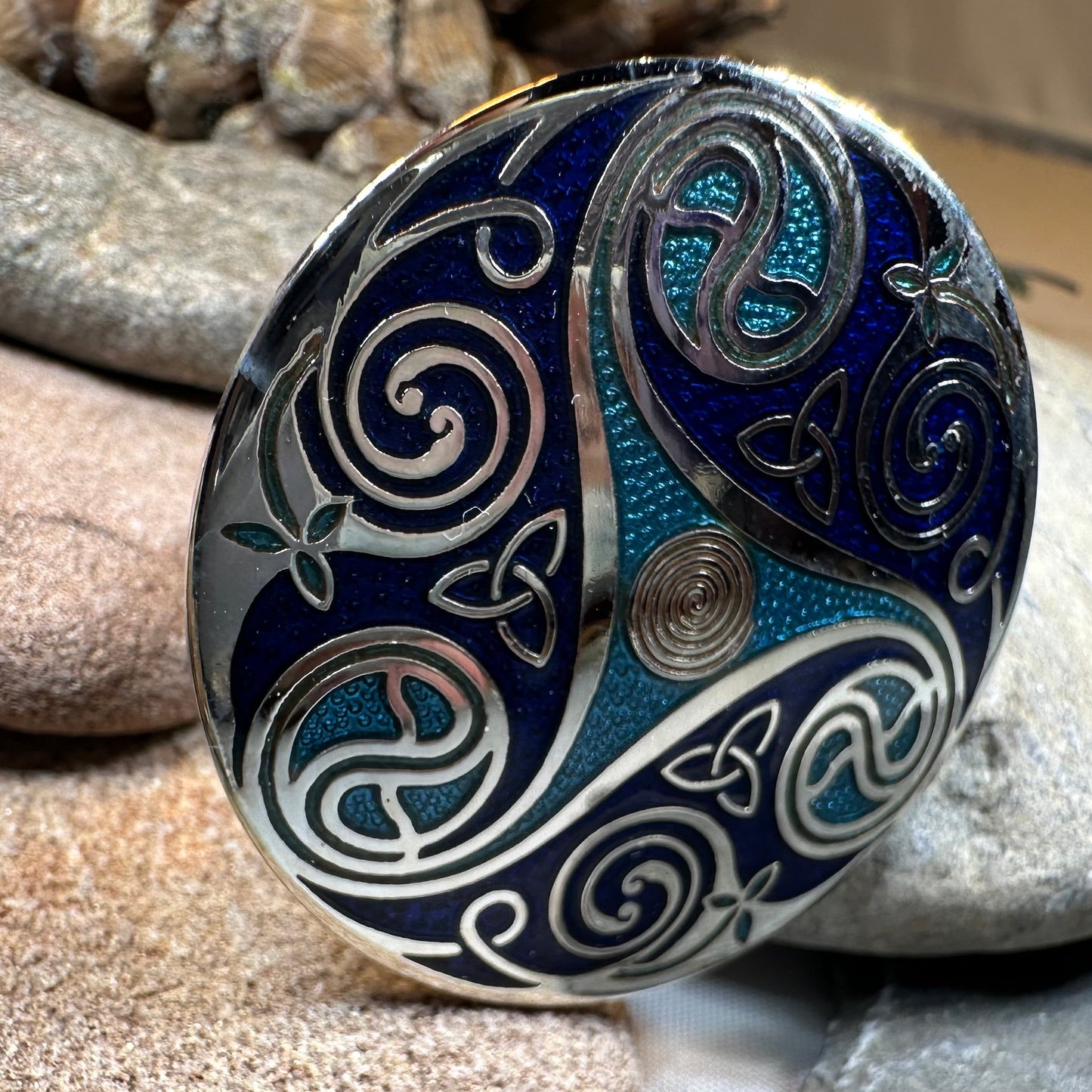 Enamel Celtic Spiral Scarf Ring