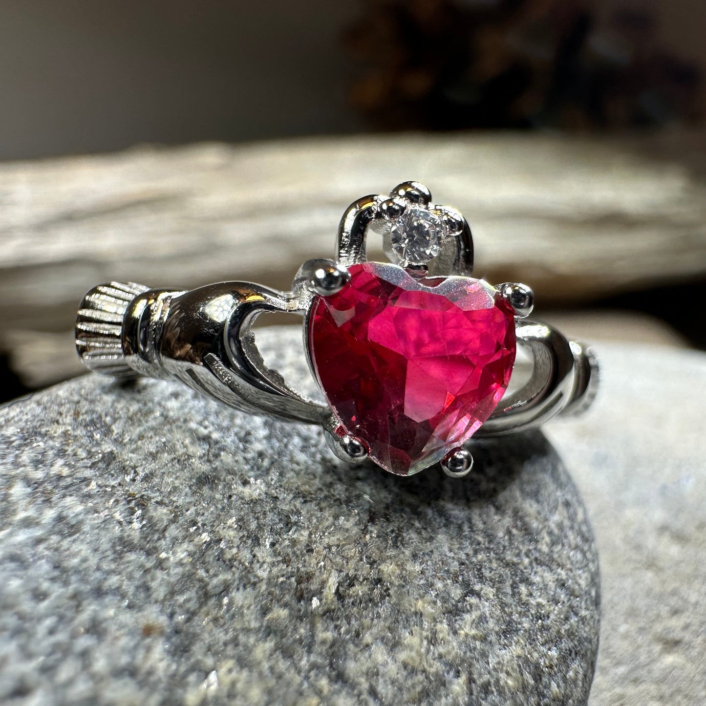 Clonmel Claddagh Ring — view 9