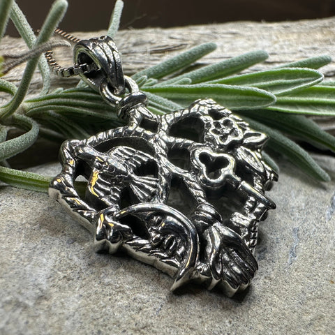 Load image into Gallery viewer, Heart Italian Cimaruta Pendant
