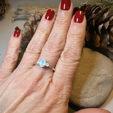 Load image into Gallery viewer, Winter Fire Moonstone Ring
