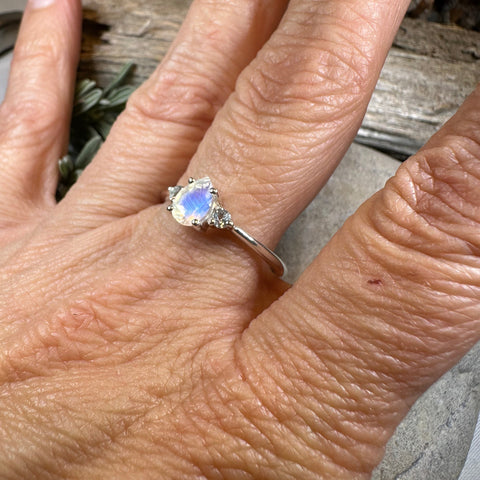 Load image into Gallery viewer, Rylena Moonstone Ring
