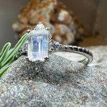 Load image into Gallery viewer, Clarissa Moonstone Ring
