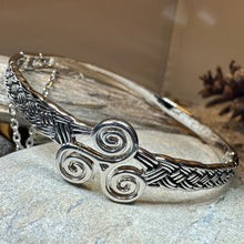 Load image into Gallery viewer, Celtic Spiral Bracelet
