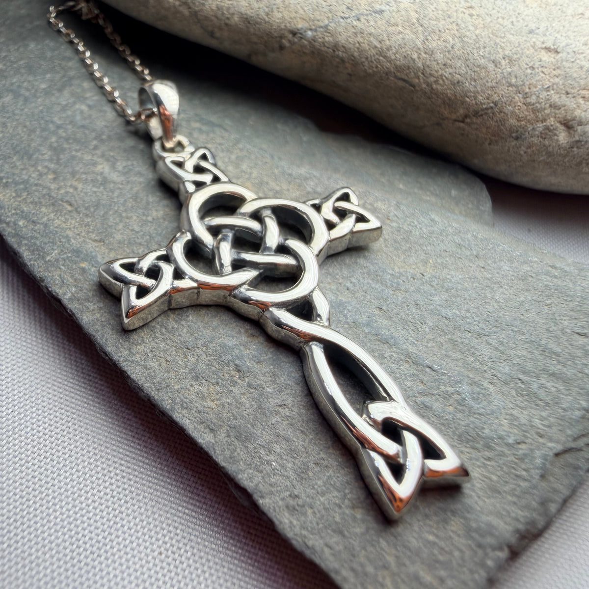 Celtic Dara Knot Cross Necklace in Sterling Silver