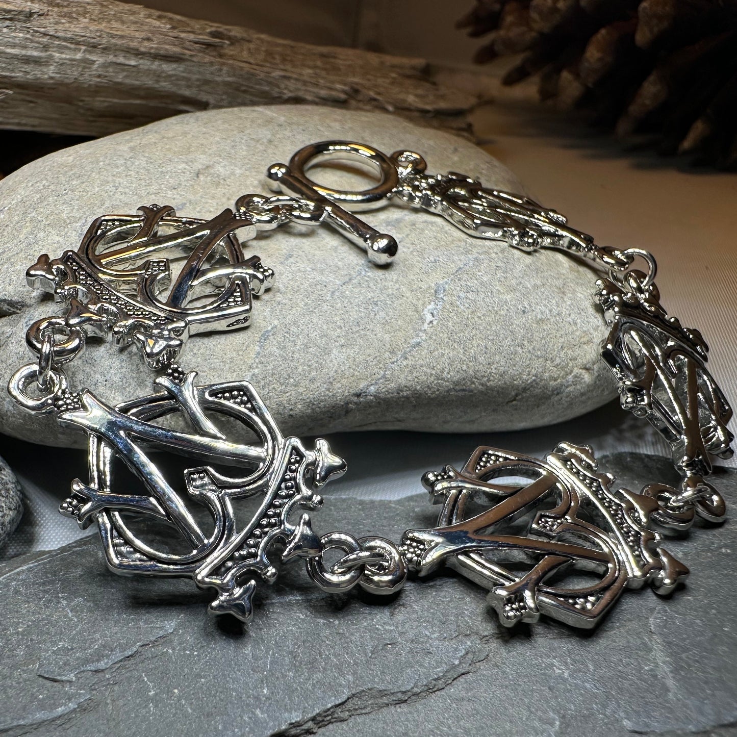Luckenbooth Bracelet — view 6