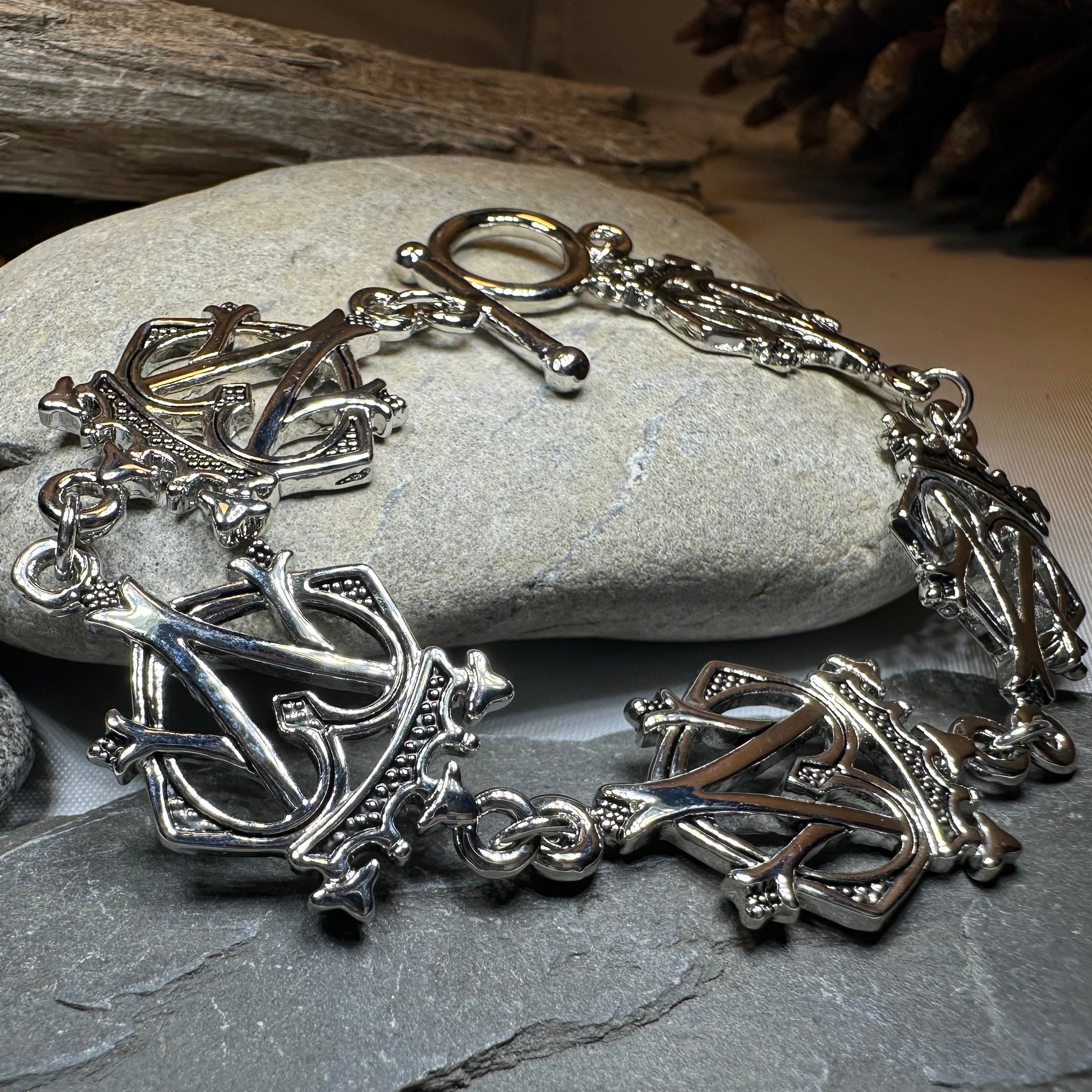 Luckenbooth Bracelet — view 6